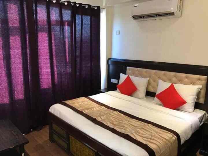 Hotel Amber Palace 德拉敦 外观 照片